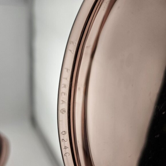 Pyrex Visions Cranberry Casserole Dish & Lid #024C Corning 2qt - Picture 8 of 16